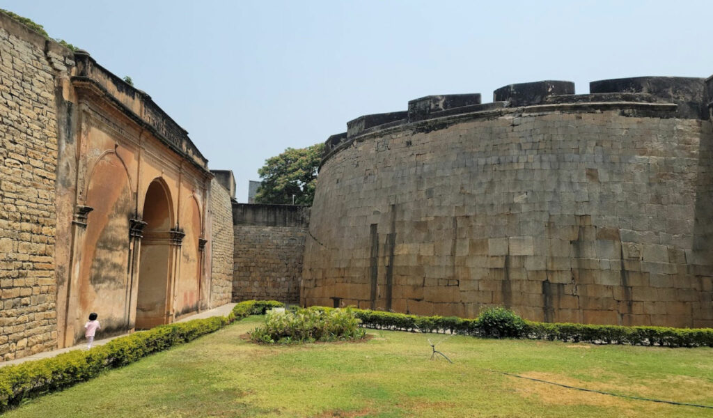 Bangalore-Fort, bangalore trip for 1 day, Bangalore Tour Packages