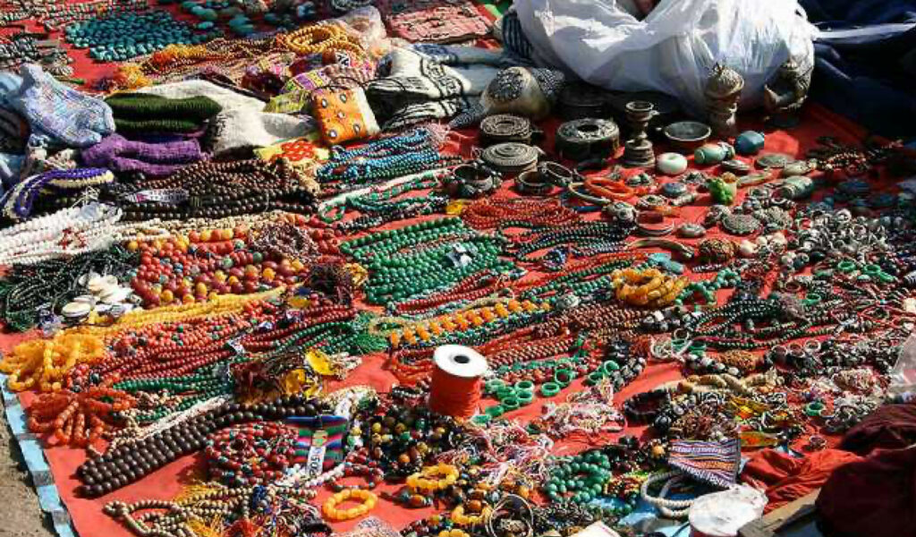 Tibetan-Refugee-Market