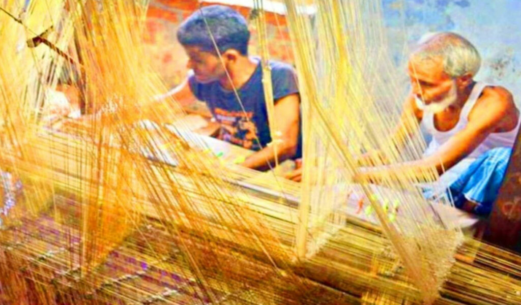 _Weavers’-Village-(Sarai-Mohana)-